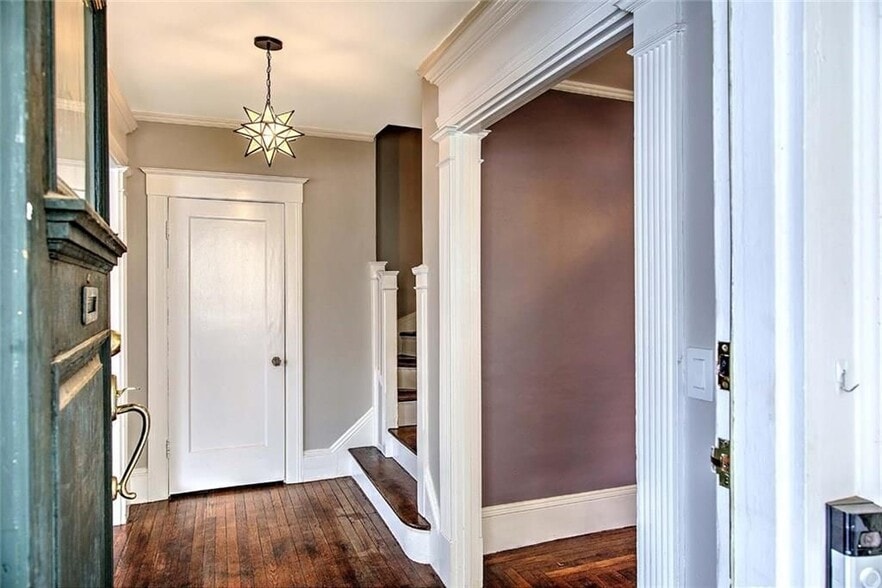 Building Photo - 118 Everett Ave