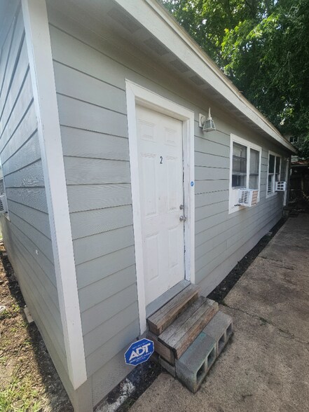 Primary Photo - 7909 Brutus St