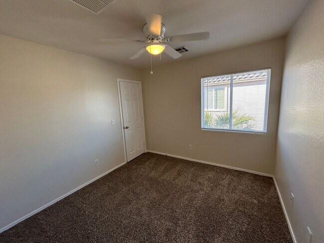 Building Photo - 664 S 222nd Ln