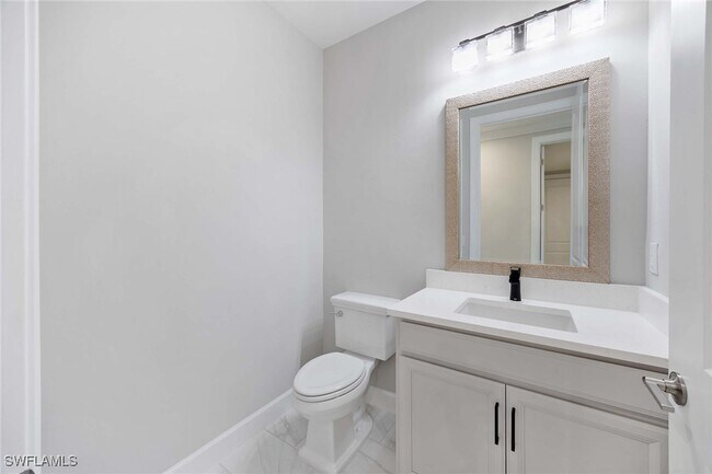 Building Photo - 15252 Zeno Wy