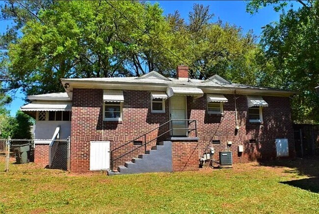 Building Photo - Hyatt Park