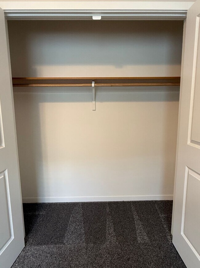 Building Photo - Brand New 3 bedroom/3 bathroom ranch townhome in Waverly