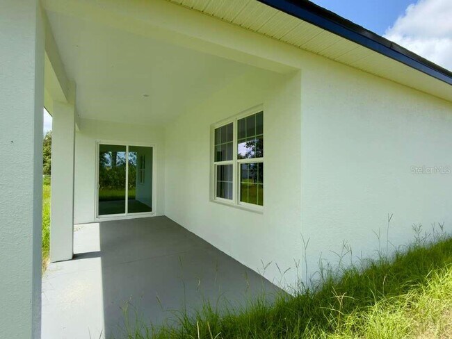 Building Photo - 15775 SW 59th Avenue Rd
