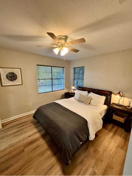 Building Photo - 1528 E Devine St