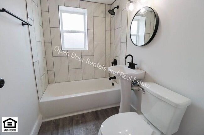 Building Photo - 1823 Griswold Dr