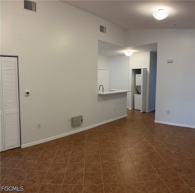 Building Photo - 15401 Bellamar Cir