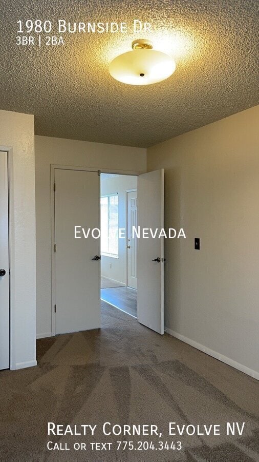 Building Photo - 1980 Burnside Dr