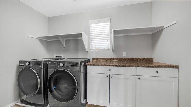 Building Photo - 31106 N 138th Ave