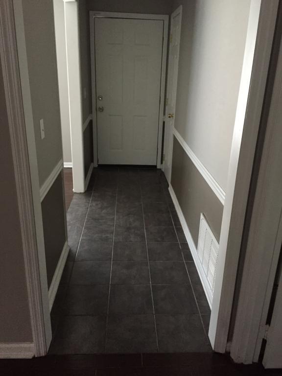 Building Photo - 403 Leary Ct