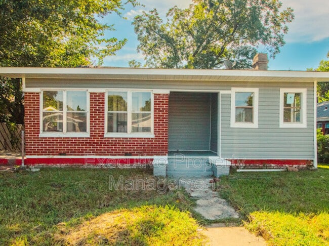 Primary Photo - 6140 Court F