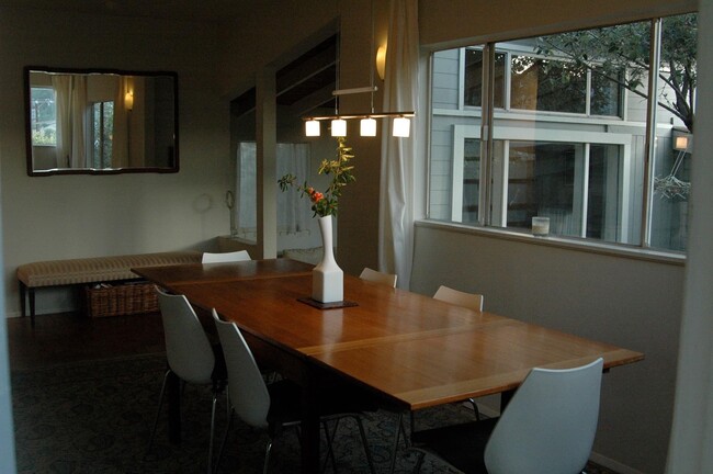 Dinning room - 1830 Lake Shore Ave