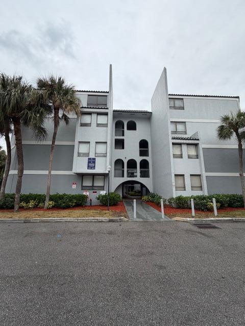 Building Photo - 1900 N Congress Ave