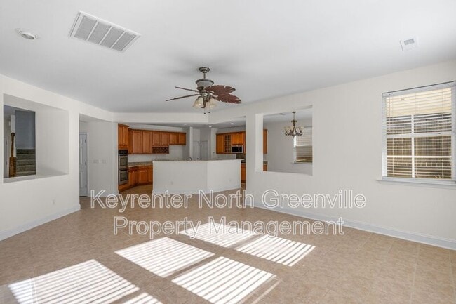 Building Photo - 124 Scottish Ave