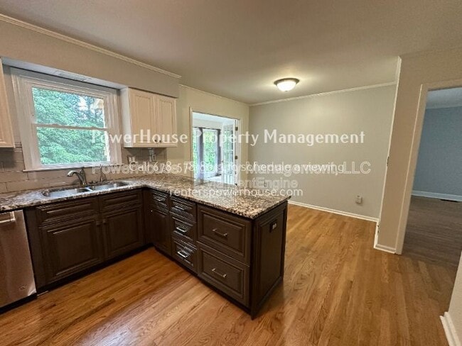 Building Photo - 790 Woodmont Dr