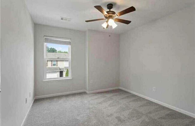 Building Photo - 1251 Rockfield Cir