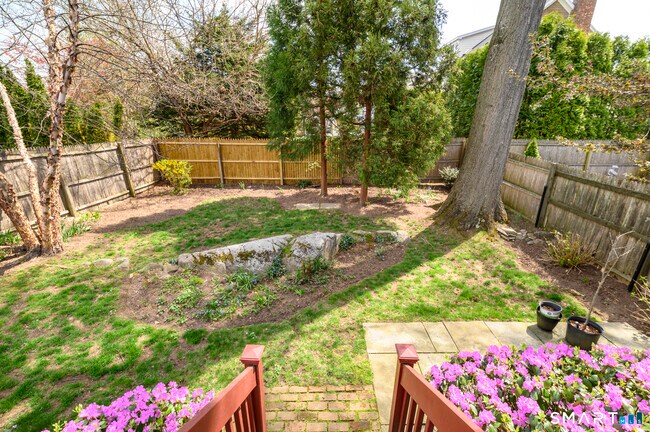 Building Photo - 47 Indian Harbor Dr