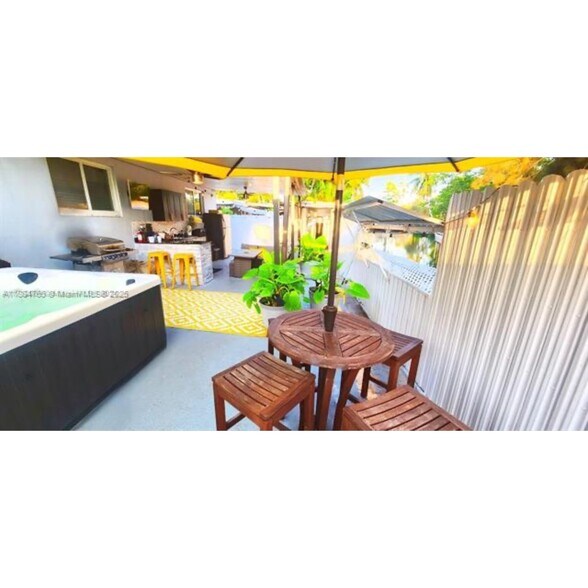 Building Photo - 3324 NW 14th St