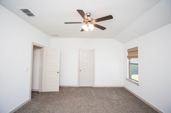 Building Photo - 2906 133rd St