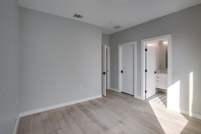 Building Photo - 2108 Tillery St