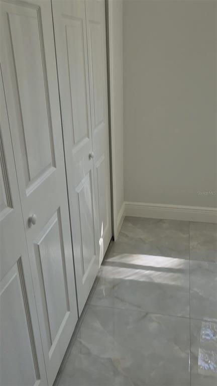 Building Photo - 7124 Oakwood Dr