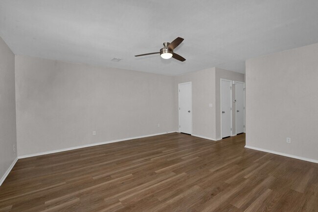 Building Photo - 4200 S Austin St
