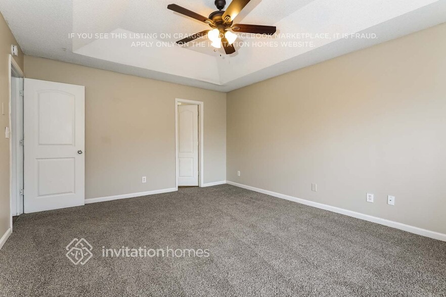 Building Photo - 301 Summer Hill Cir