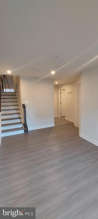 Building Photo - 5970 Fallfish Ct