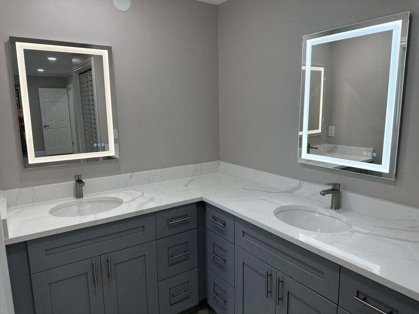Building Photo - 1925 Shower Tree Way