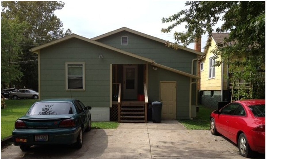Building Photo - 64 S Shafer St