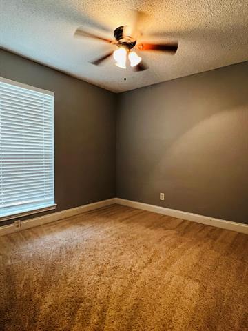 Building Photo - 1408 Flameleaf Dr