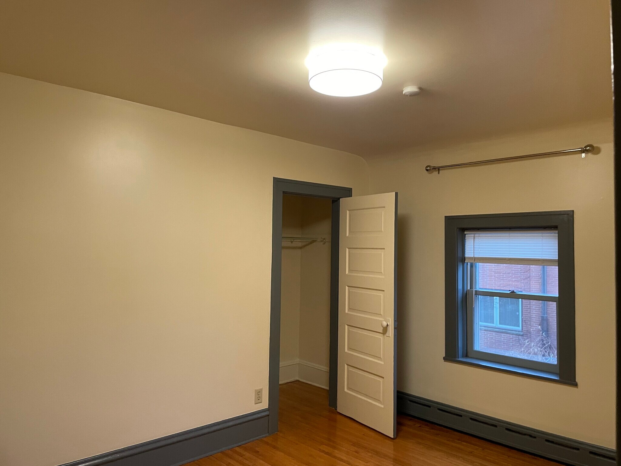 Building Photo - 2302 Blaisdell Ave
