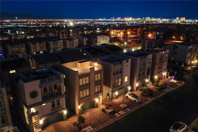 Building Photo - 8040 Haywood Estate Ave