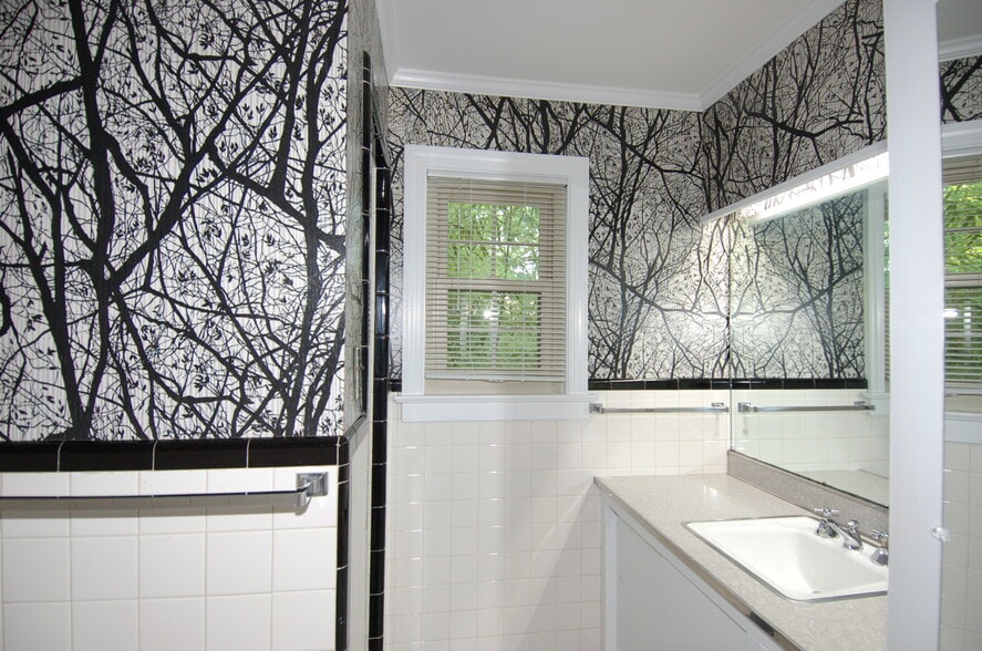 Building Photo - 706 Smedes Pl