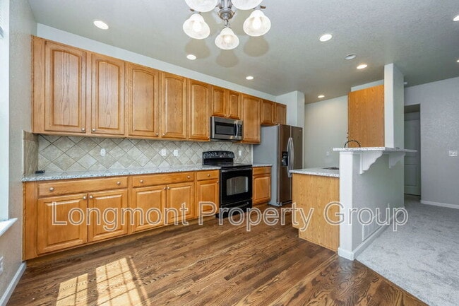 Building Photo - 1613 Metropolitan Dr