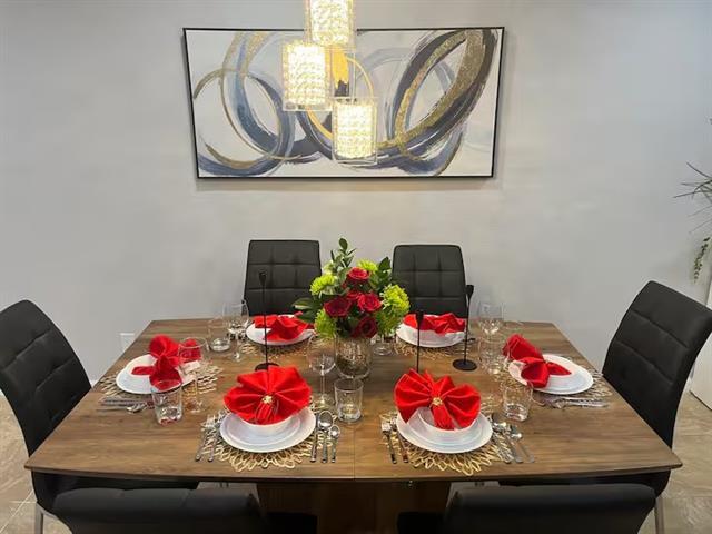 Building Photo - 1914 E Spring Valley Rd