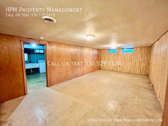 Building Photo - 2463 Derbyshire Rd