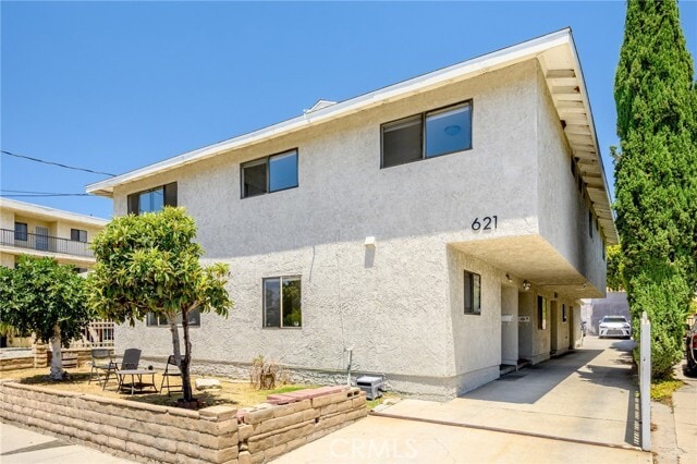 Building Photo - 621 E Lomita Ave