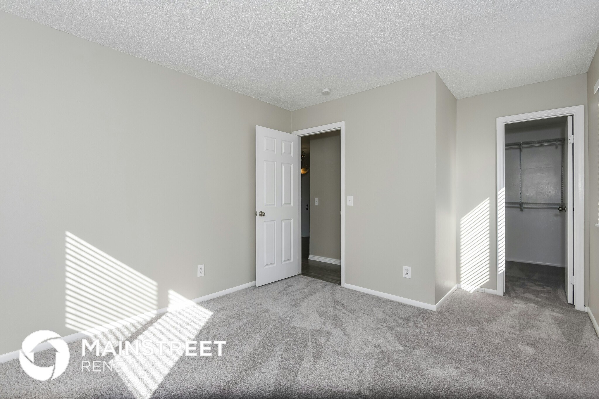 Building Photo - 9305 W 100th Cir