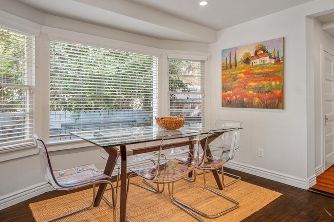 Building Photo - 38 19th Ave