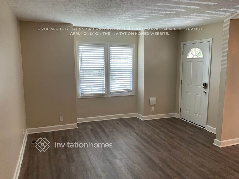 Building Photo - 302 Nesbitt Ln