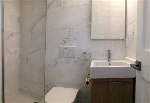 Building Photo - 65 Burbank St