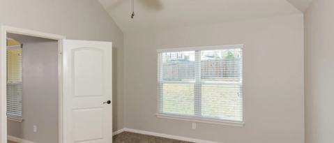 Building Photo - 12708 Shoreline Dr