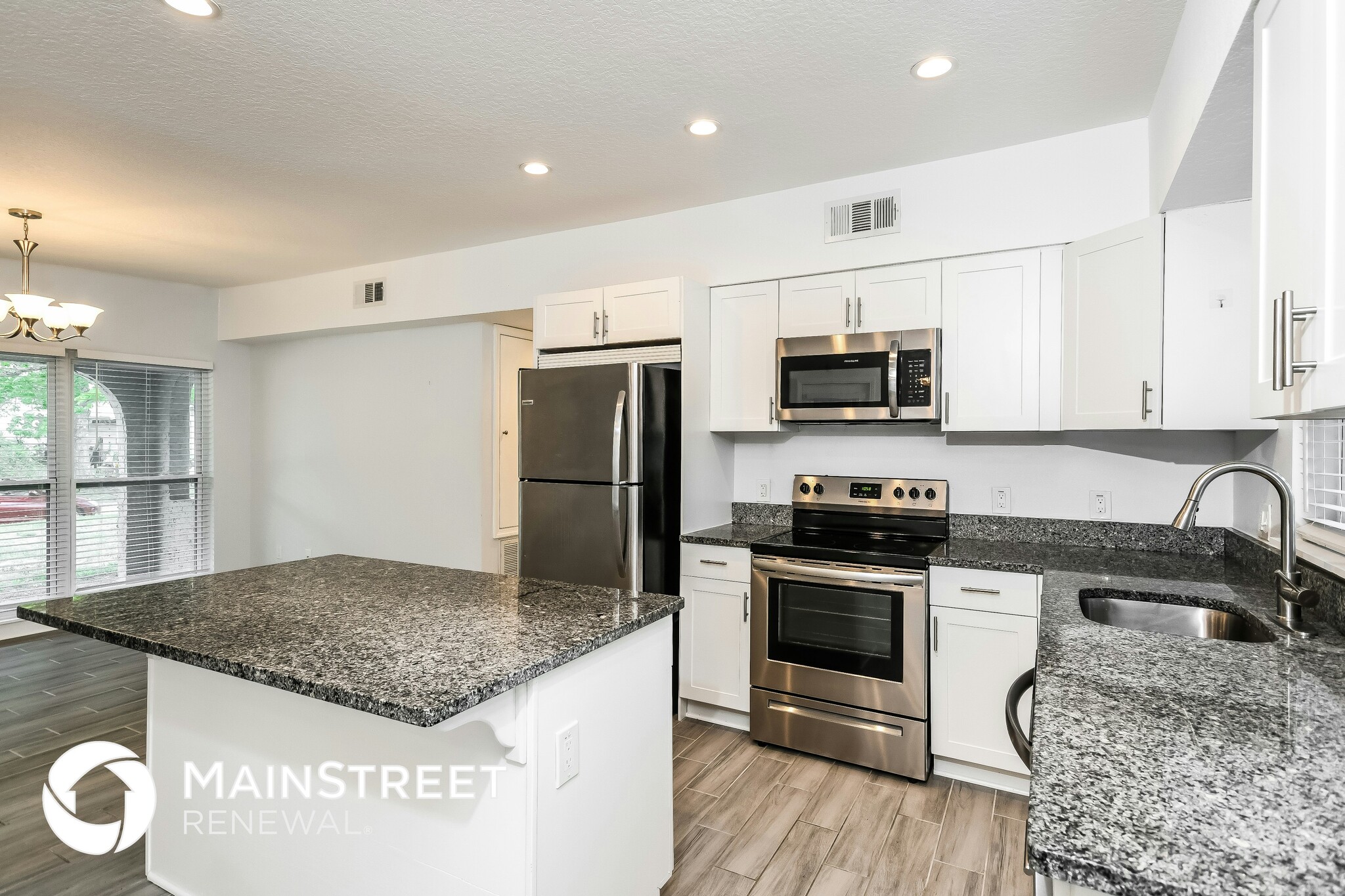 Building Photo - 1404 Peruvian Ln