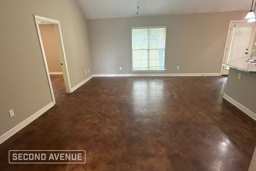Building Photo - 8979 Smith Ranch Dr