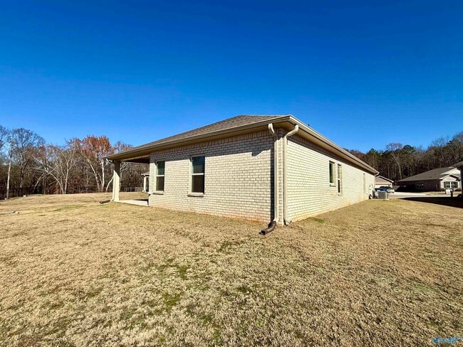 Building Photo - 160 High Leaf Dr