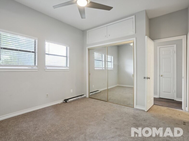 Building Photo - 1404 Norwalk Ln