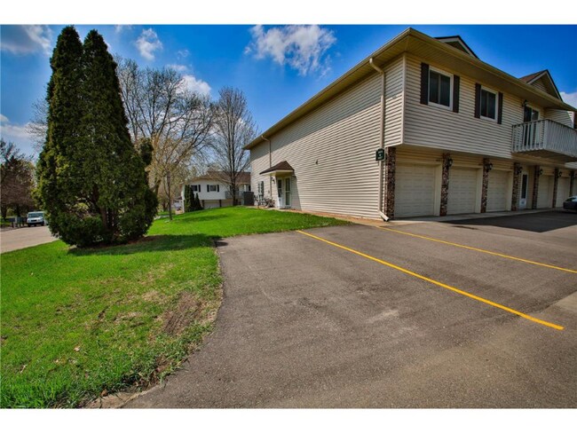 Building Photo - 2421 Grenadier Ave N