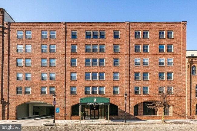 Building Photo - 960 Fell St