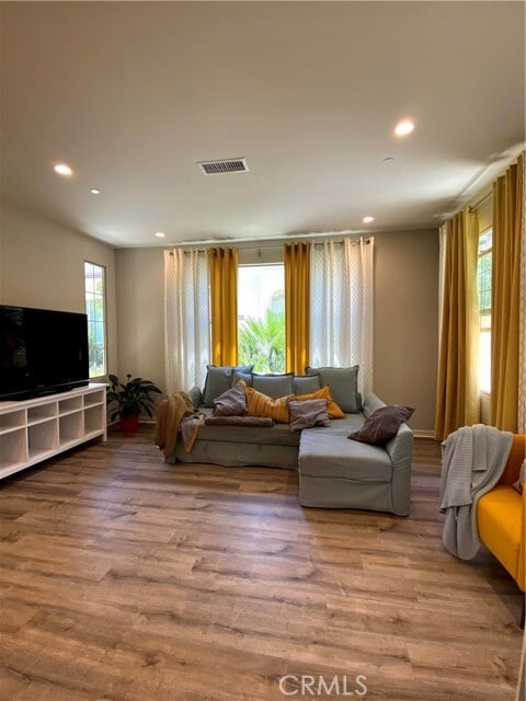 Building Photo - 141 Milky Wy