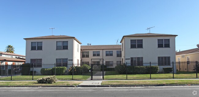 Building Photo - 2228 Thurman Ave